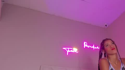 Snapshot of dani_skinny_ chatting on September 15, 2025, 11:54 am Hi I am Dani online show from September 15, 2025, 11:54 am