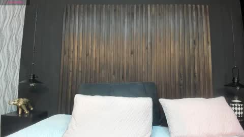 JANE  online show from March 7, 2025, 12:34 pm