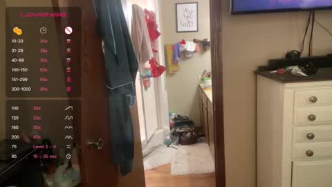 Dani Dragon online show from December 2, 2024, 4:53 pm