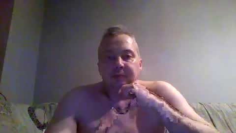 Snapshot of daniel0028 chatting on October 5, 2025, 4:49 pm dan online show from October 5, 2025, 4:49 pm