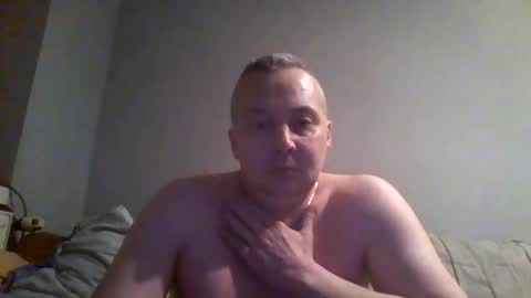 Snapshot of daniel0028 chatting on February 8, 2026, 5:38 pm dan online show from February 8, 2026, 5:38 pm