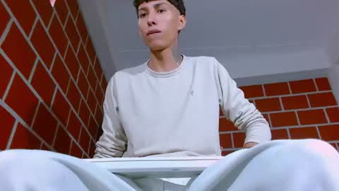 daniel_deluxx online show from June 14, 2026, 7:38 pm