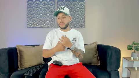 Snapshot of daniel_kingxxx chatting on February 28, 2026, 12:50 pm daniel_kingxxx online show from February 28, 2026, 12:50 pm