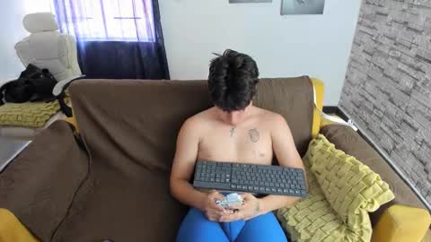 Snapshot of daniel_leon_c chatting on April 29, 2026, 6:47 pm daniel_leon_c online show from April 29, 2026, 6:47 pm