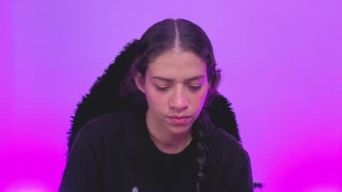 daniela_rivasthl online show from April 9, 2026, 6:13 am