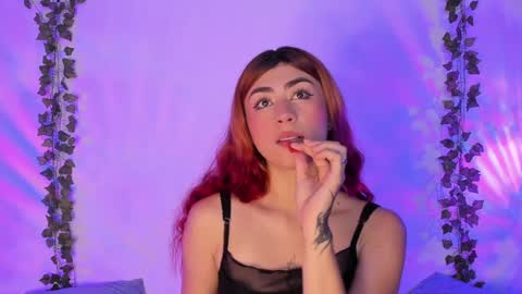 Dani Saenz online show from December 9, 2024, 10:41 pm