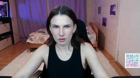 Daniela Cooper online show from May 28, 2026, 7:22 pm