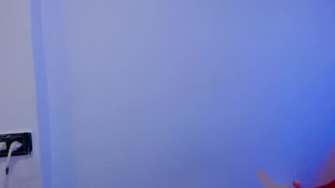 danielajall  independent online show from March 26, 2026, 3:01 am