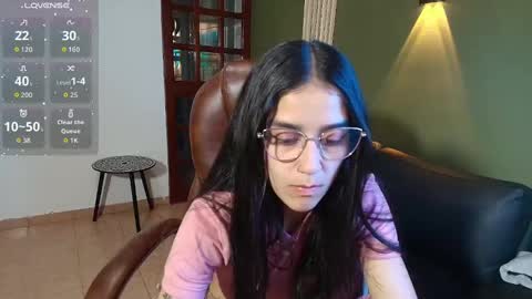 danielamonroe online show from November 4, 2025, 8:41 pm