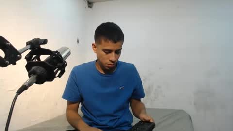 danielitopapii online show from December 21, 2024, 1:04 am