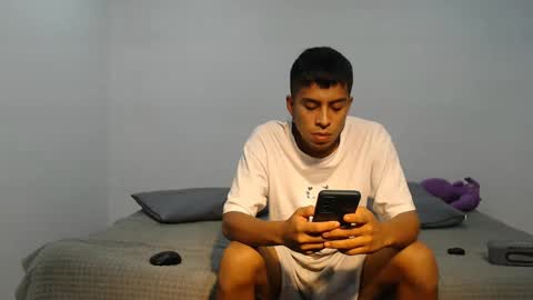 danielitopapii online show from February 7, 2025, 3:23 am