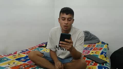 danielitopapii online show from February 13, 2025, 9:06 pm