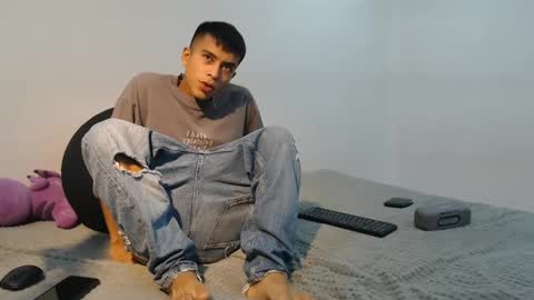 danielitopapii online show from February 28, 2025, 5:48 pm