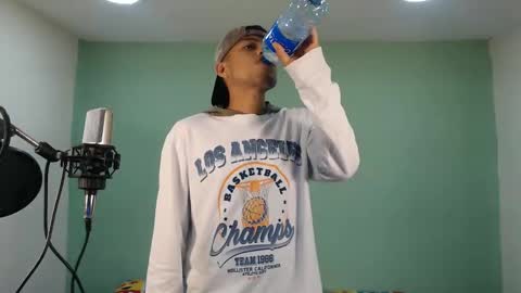 danielitopapii online show from November 14, 2025, 7:01 pm