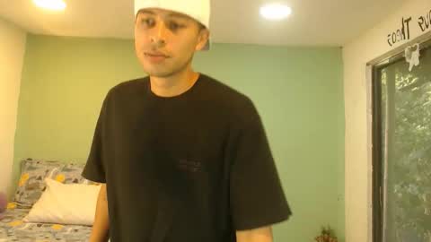 danielitopapii online show from April 9, 2026, 12:21 pm