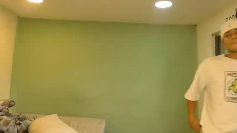 danielitopapii online show from April 13, 2026, 8:47 pm