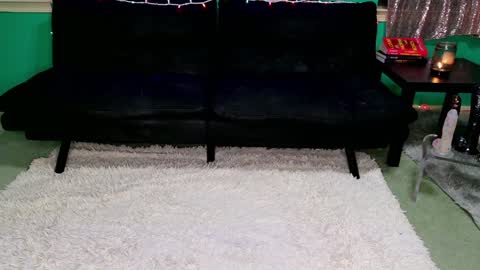 Snapshot of danielle_banks chatting on December 3, 2024, 12:02 am Danielle Banks online show from December 3, 2024, 12:02 am