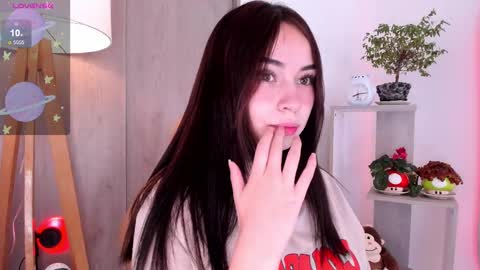 Danielle Rose online show from February 18, 2025, 8:47 pm