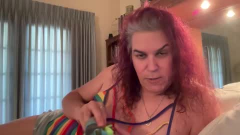 Dani online show from December 19, 2025, 5:42 pm