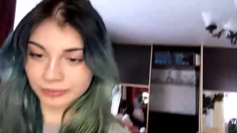 Melissa online show from February 20, 2026, 10:27 am