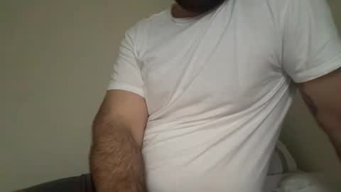 Snapshot of danileush88 chatting on February 6, 2026, 9:01 am danileush88 online show from February 6, 2026, 9:01 am