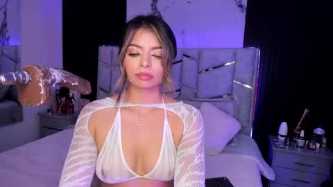 Dani Phonenix online show from March 1, 2025, 1:43 am
