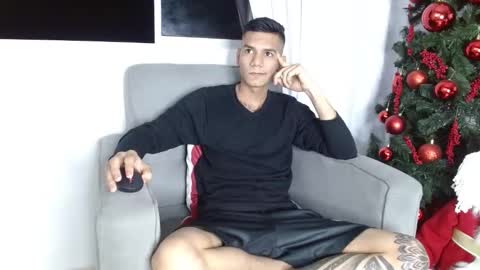 Snapshot of danisex_1 chatting on January 9, 2026, 2:47 am danisex_1 online show from January 9, 2026, 2:47 am