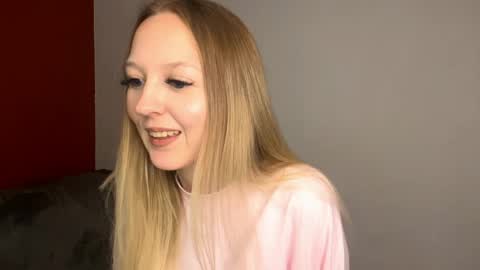Kiki online show from June 3, 2026, 2:33 pm