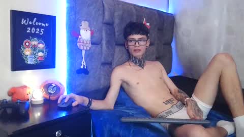 Dann Brown online show from January 1, 2025, 12:00 am