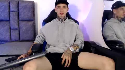 Snapshot of dann_brown chatting on June 21, 2026, 1:52 am Dann Brown online show from June 21, 2026, 1:52 am