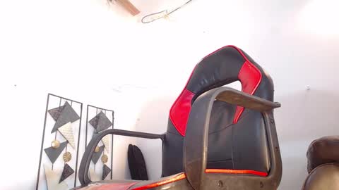 Snapshot of dann_hill1 chatting on October 14, 2025, 11:49 pm dann hill1 online show from October 14, 2025, 11:49 pm