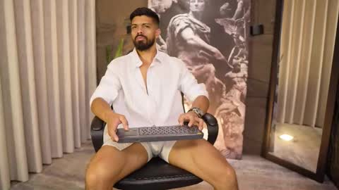 Snapshot of dann_saenz chatting on March 7, 2026, 3:20 pm Dann saenz online show from March 7, 2026, 3:20 pm