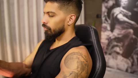 Snapshot of dann_saenz chatting on March 8, 2026, 4:33 pm Dann saenz online show from March 8, 2026, 4:33 pm