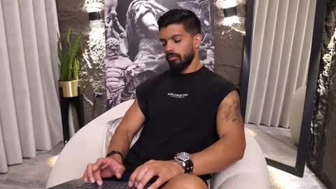 Snapshot of dann_saenz chatting on March 26, 2026, 1:17 pm Dann saenz online show from March 26, 2026, 1:17 pm