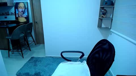 Snapshot of danna__ross chatting on September 26, 2025, 12:25 am Danna  Ross online show from September 26, 2025, 12:25 am