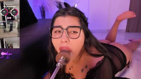 danna_adams1 online show from May 28, 2026, 7:55 pm