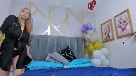 Snapshot of danna_reyess chatting on February 18, 2026, 12:56 pm Danna online show from February 18, 2026, 12:56 pm