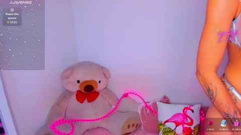 Danna Rhodes online show from April 25, 2026, 7:11 am