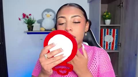 Danna online show from February 4, 2026, 10:54 am