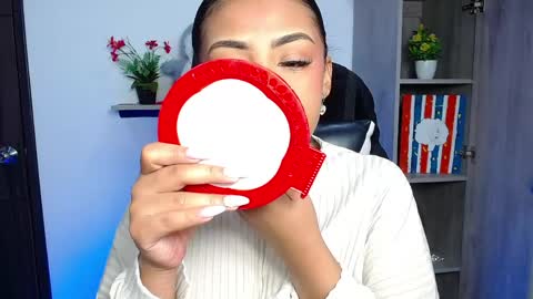 Danna online show from April 22, 2026, 11:23 am