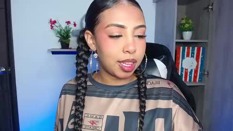 Danna online show from April 24, 2026, 11:56 am