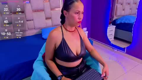 danna_velvett online show from April 21, 2026, 3:13 am