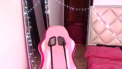Snapshot of dannadoll69 chatting on December 28, 2024, 12:45 pm Dannamunoz130 online show from December 28, 2024, 12:45 pm