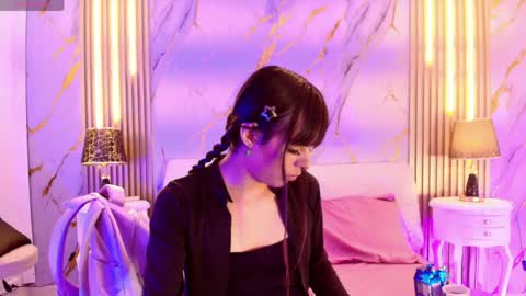 Dannamunoz130 online show from April 19, 2026, 12:15 pm