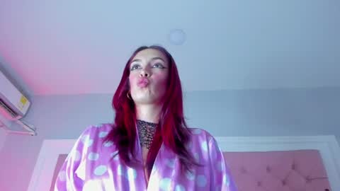 Snapshot of dannaflame_ chatting on April 11, 2026, 7:45 am Danna online show from April 11, 2026, 7:45 am