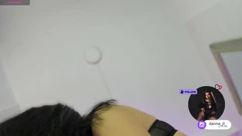 Danna online show from February 24, 2026, 7:34 pm