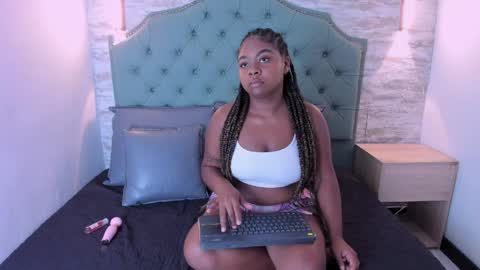 Snapshot of dannawhisper chatting on May 13, 2026, 11:40 am Dannawhisper online show from May 13, 2026, 11:40 am