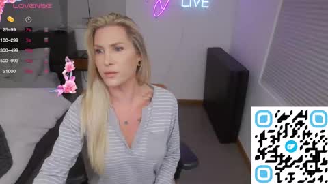 DANNI DANIELS online show from January 18, 2025, 1:52 am