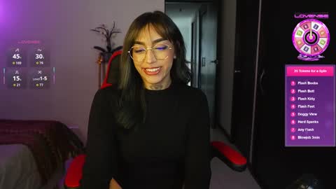 Snapshot of dannielle_ chatting on September 10, 2025, 8:42 pm online show from September 10, 2025, 8:42 pm