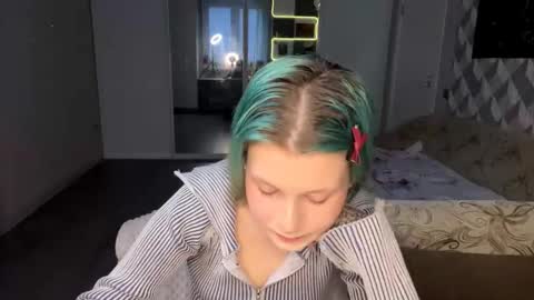 Luna Airi online show from March 3, 2026, 1:50 pm